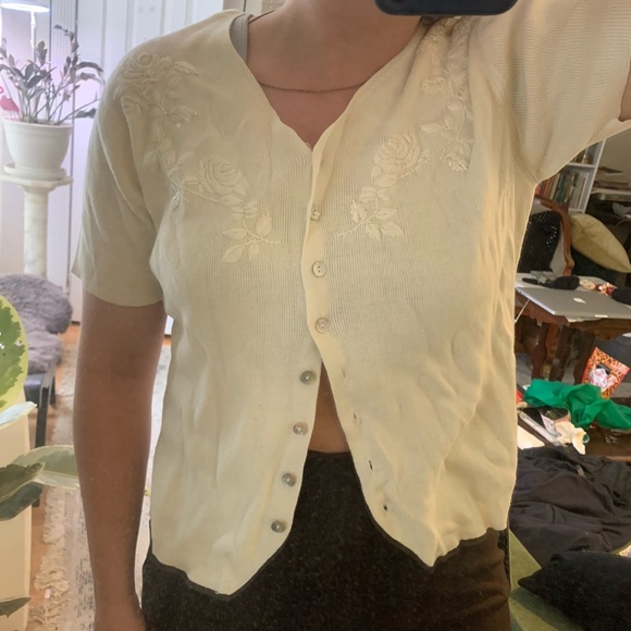 Vintage Short Sleeve Embroidered Cardigan - Picture 7 of 7